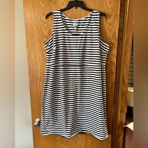 Old Navy White/Black Stripped Dress (sz 3x)